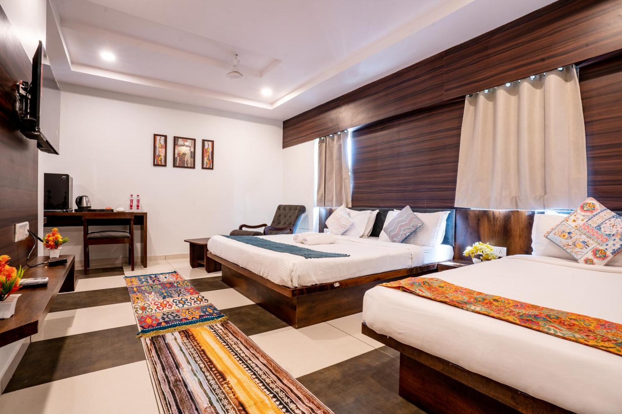 Hotel Naman Ουνταϊπούρ Εξωτερικό φωτογραφία
