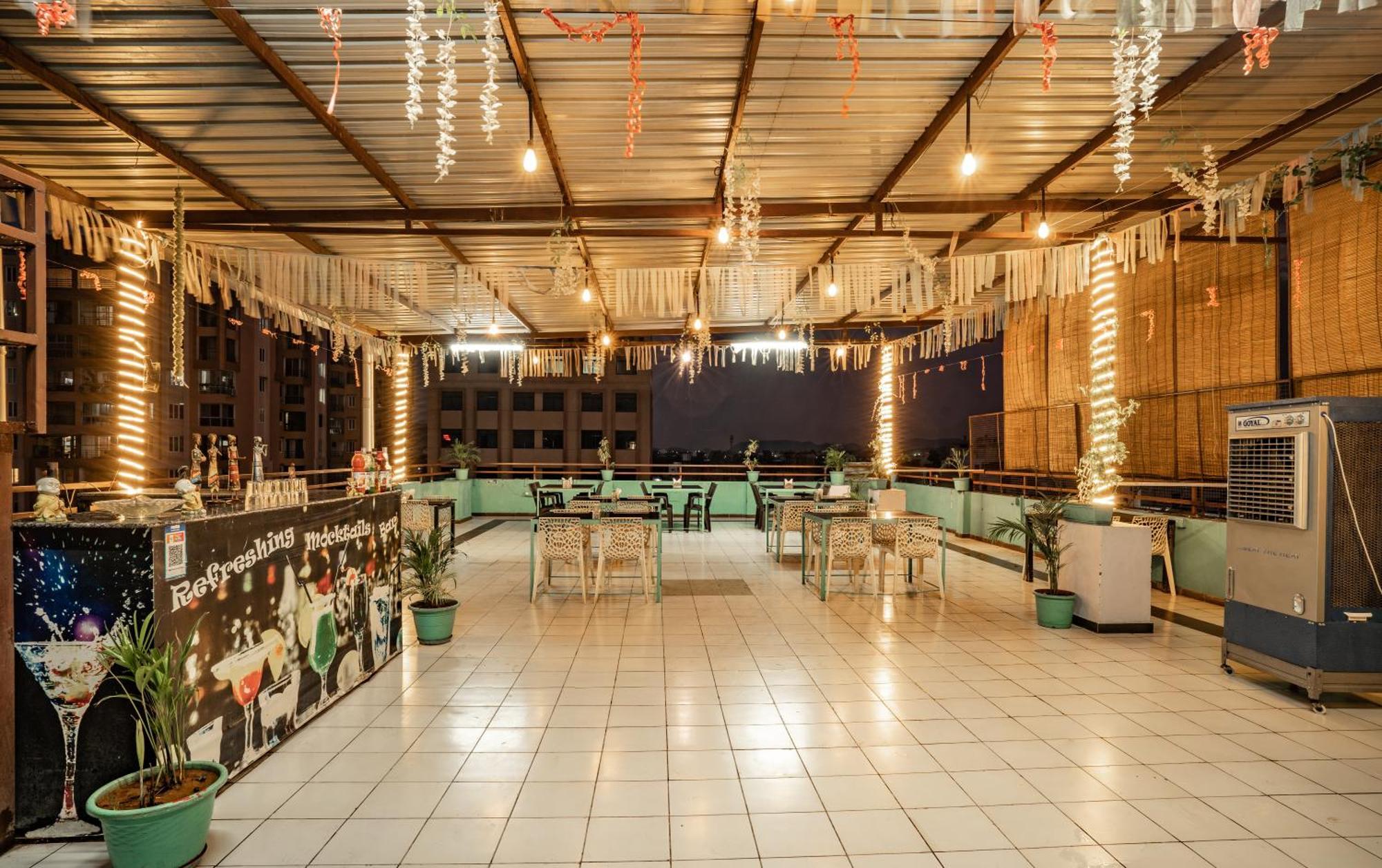 Hotel Naman Ουνταϊπούρ Εξωτερικό φωτογραφία