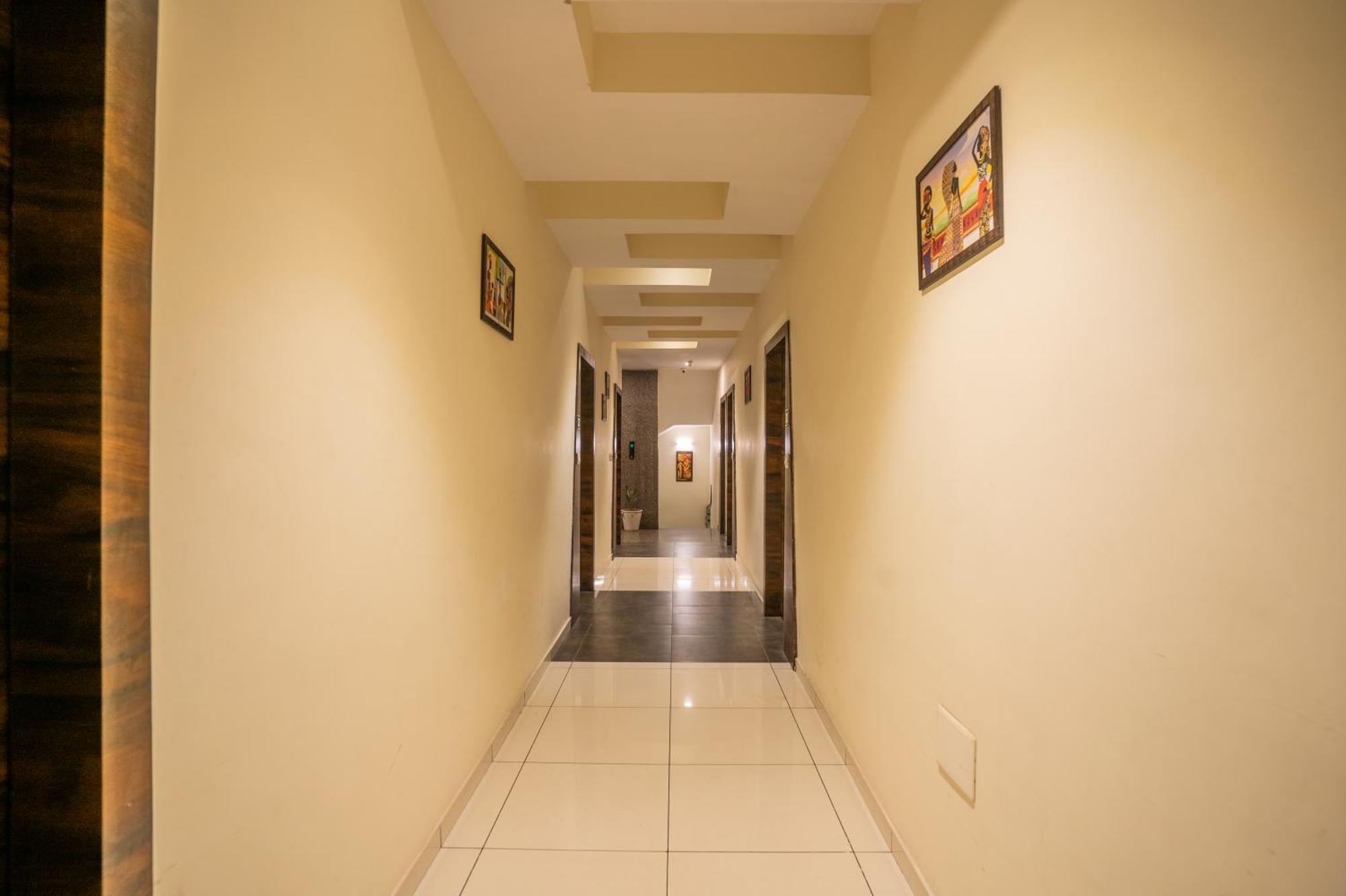 Hotel Naman Ουνταϊπούρ Εξωτερικό φωτογραφία