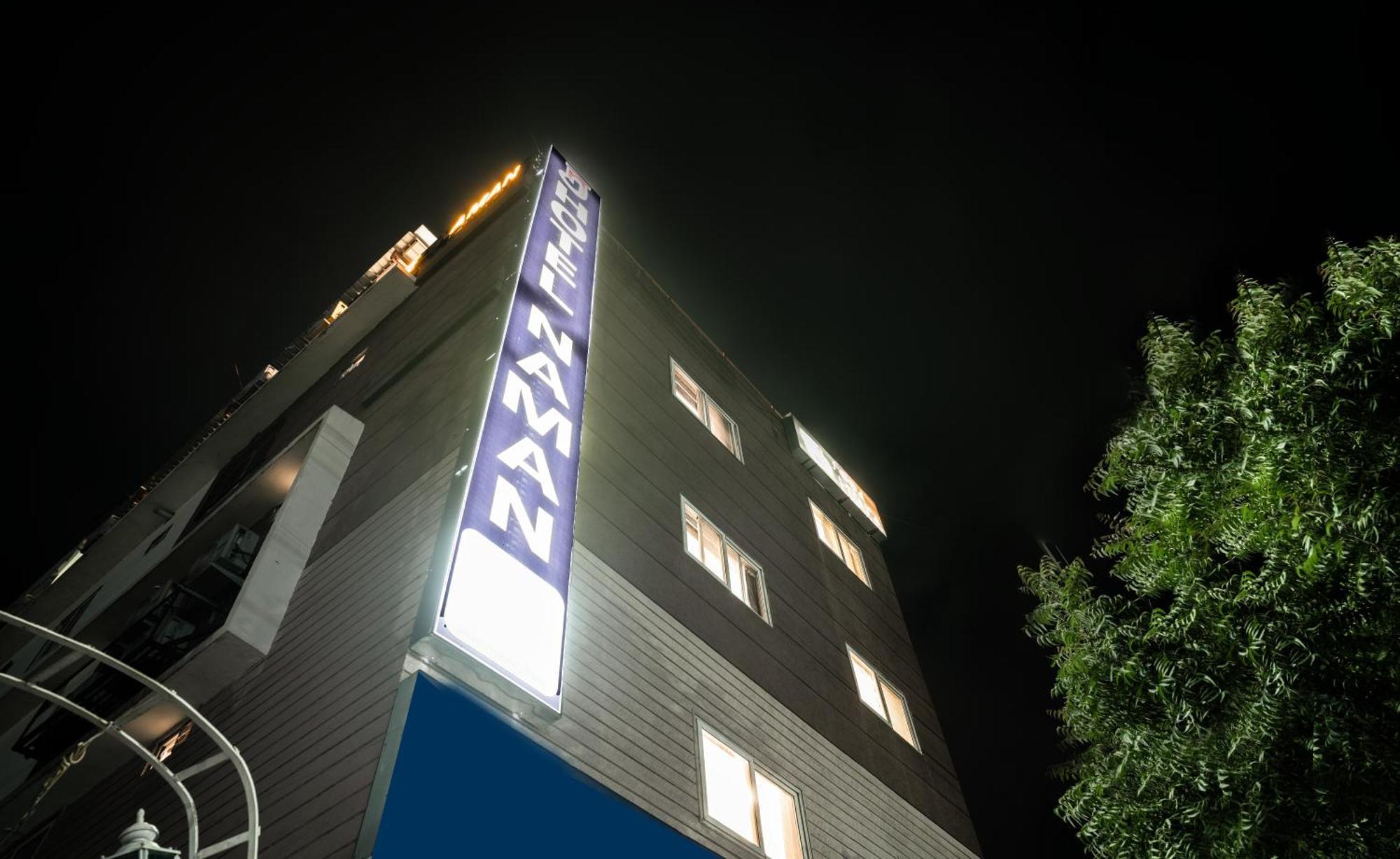 Hotel Naman Ουνταϊπούρ Εξωτερικό φωτογραφία